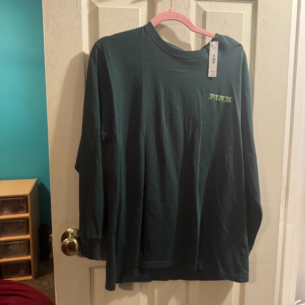 PINK Victoria's Secret long sleeve oversized tee - S *NWT